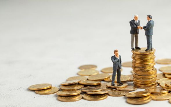 2025年伊对上加微信然后就借钱？什么网贷可以秒下不用审核的平台10月惊人内幕！甄选这五个借款口子秒下无需审核软件